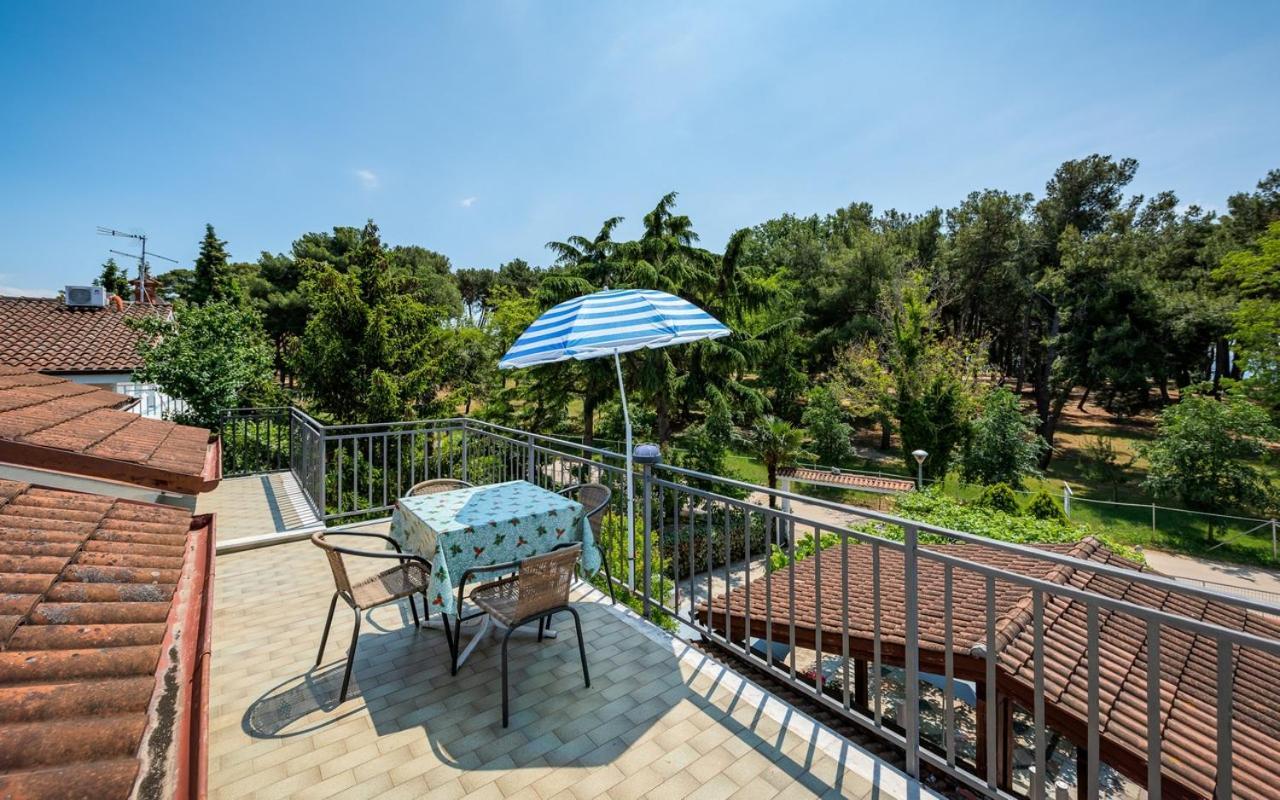 Apartmani Lido Bašanija Exterior foto