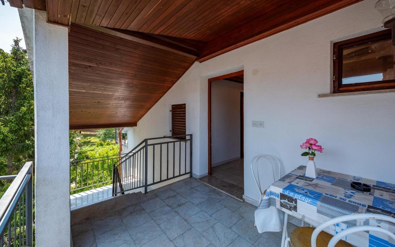 Apartmani Lido Bašanija Exterior foto